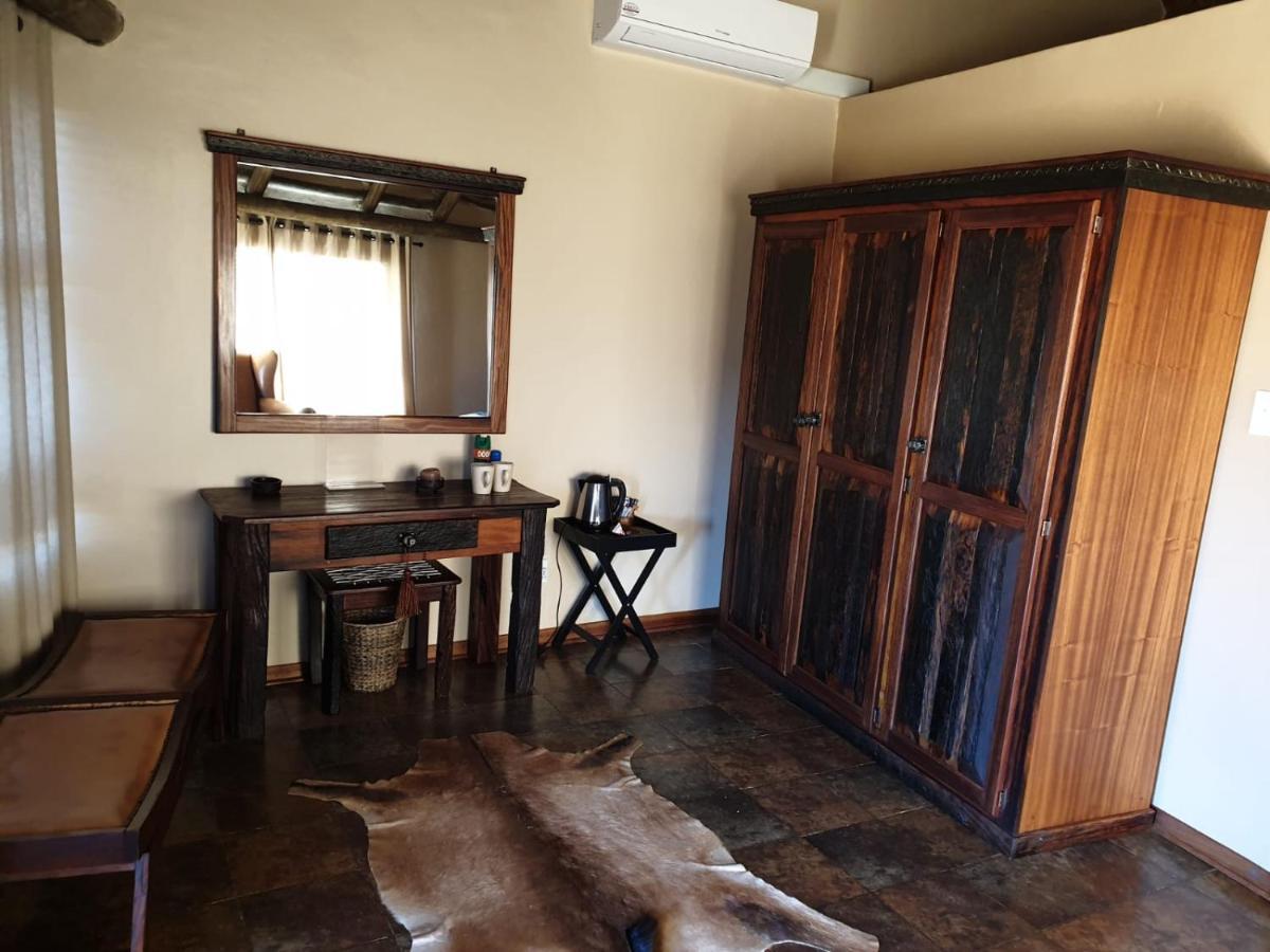 Wag n Bietjie Bush Lodge Heuningneskloof Exterior foto