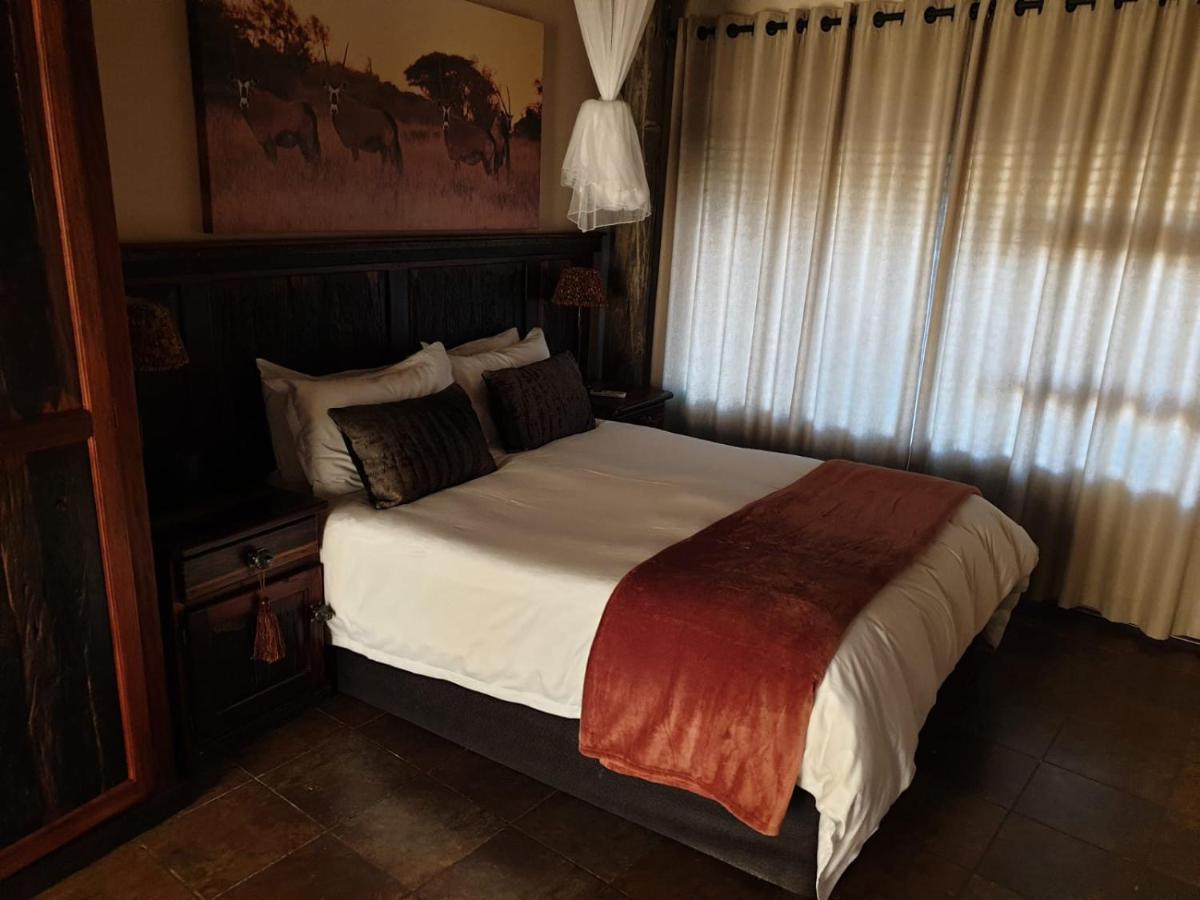 Wag n Bietjie Bush Lodge Heuningneskloof Exterior foto